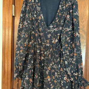 Tularosa Floral V-Neck Tunic in Navy and Orange